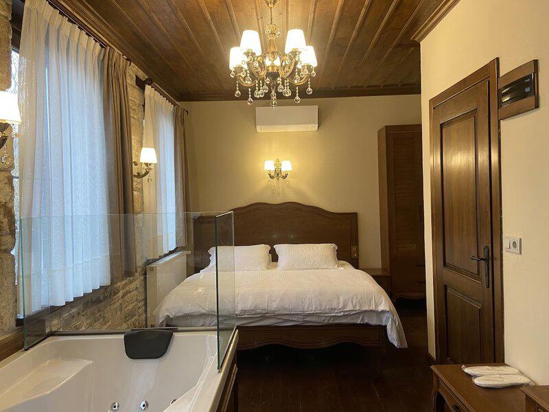Yeni Foça Dionysos 1789 (+12 Adults Only)