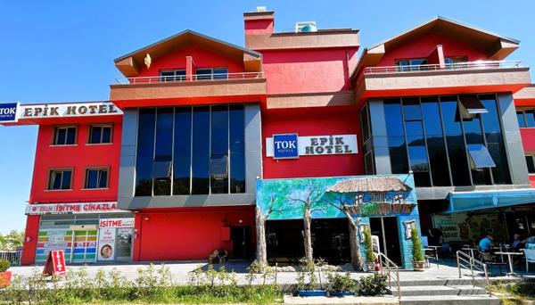 Tok Epik Hotel