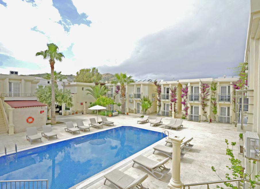 Ömer Aybak Beach Hotel
