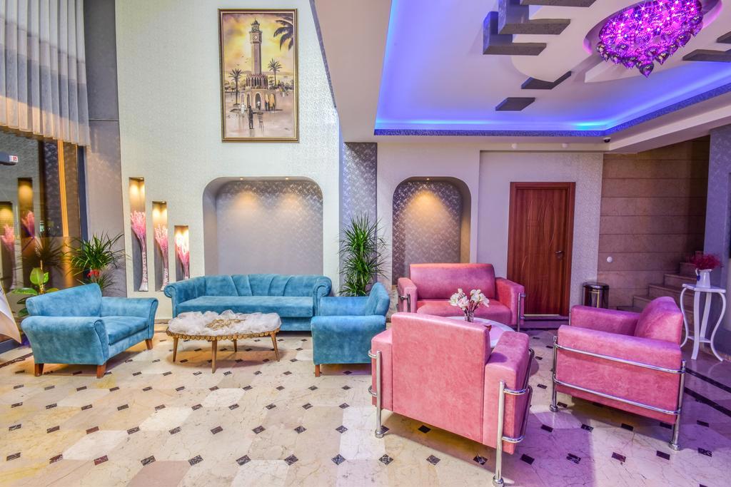 Marina Hotel