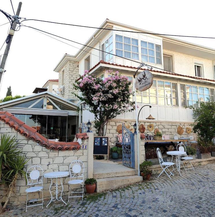 H&R Alaçatı Butik Otel(+12)