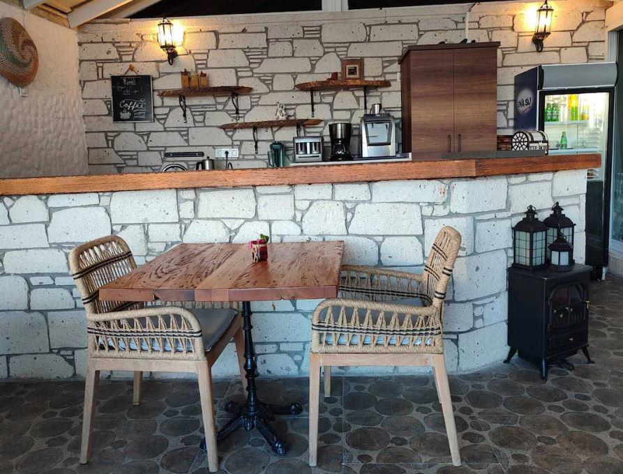 H&R Alaçatı Butik Otel(+12)