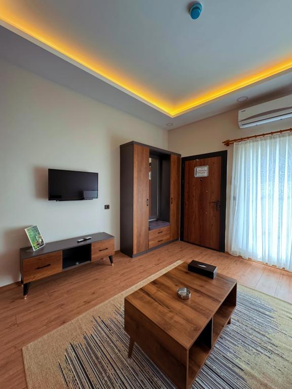 Expo Garden Hotel