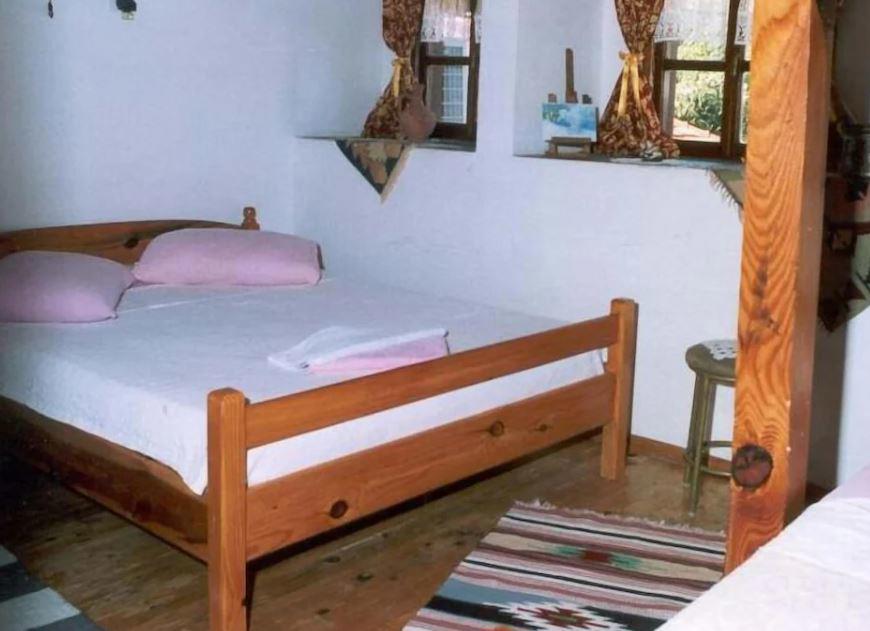 The Hotel Cafe Bistro