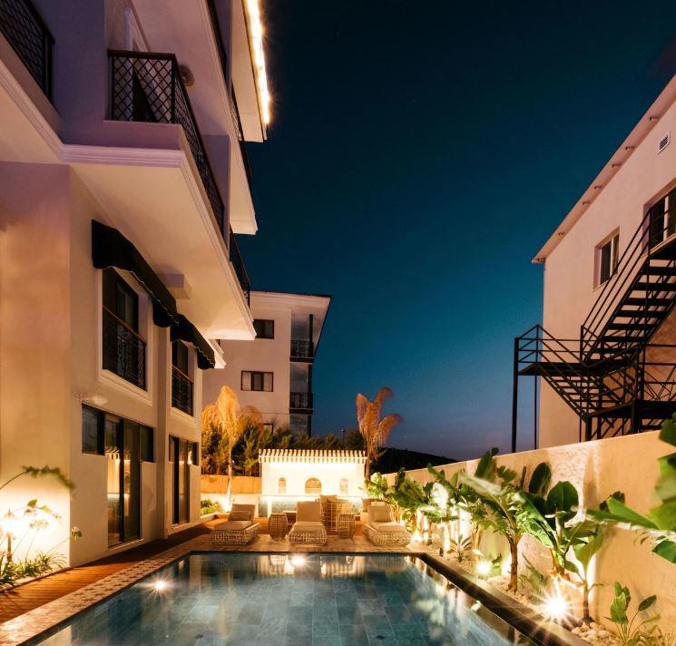 Mono Life Çeşme