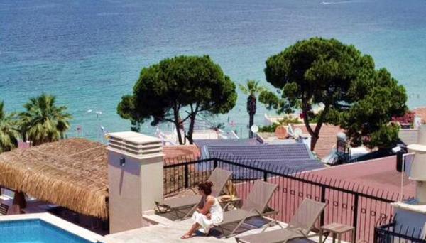 Hotel Rosy Suites