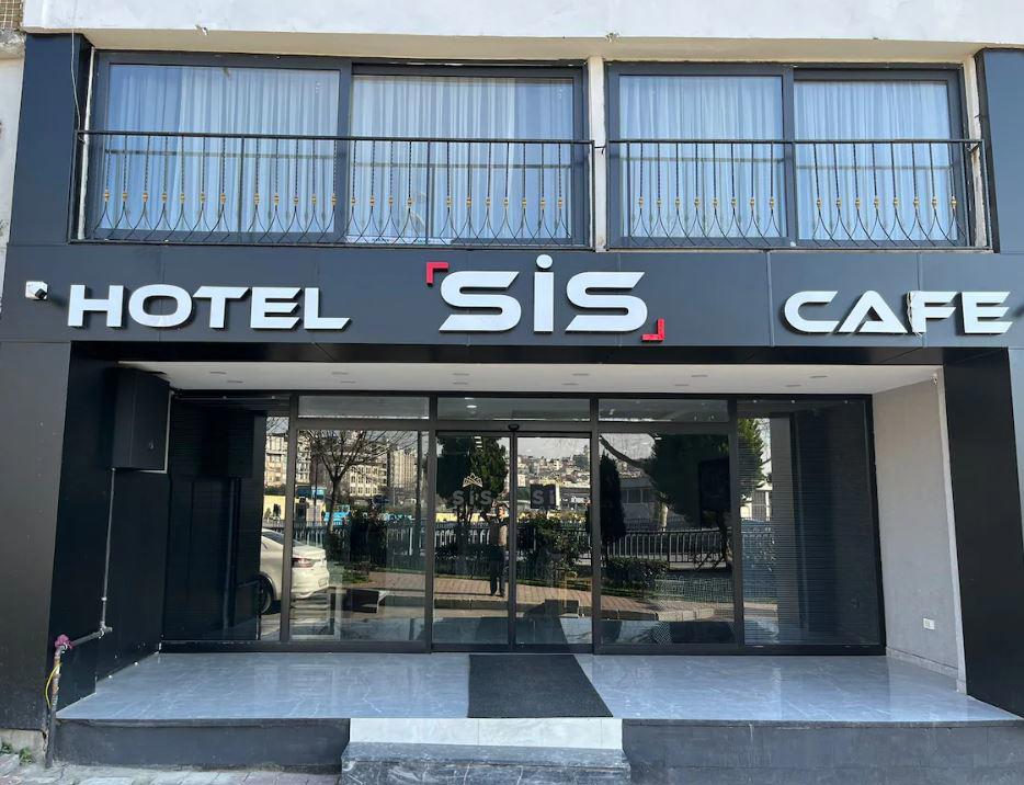 Sis Hotel