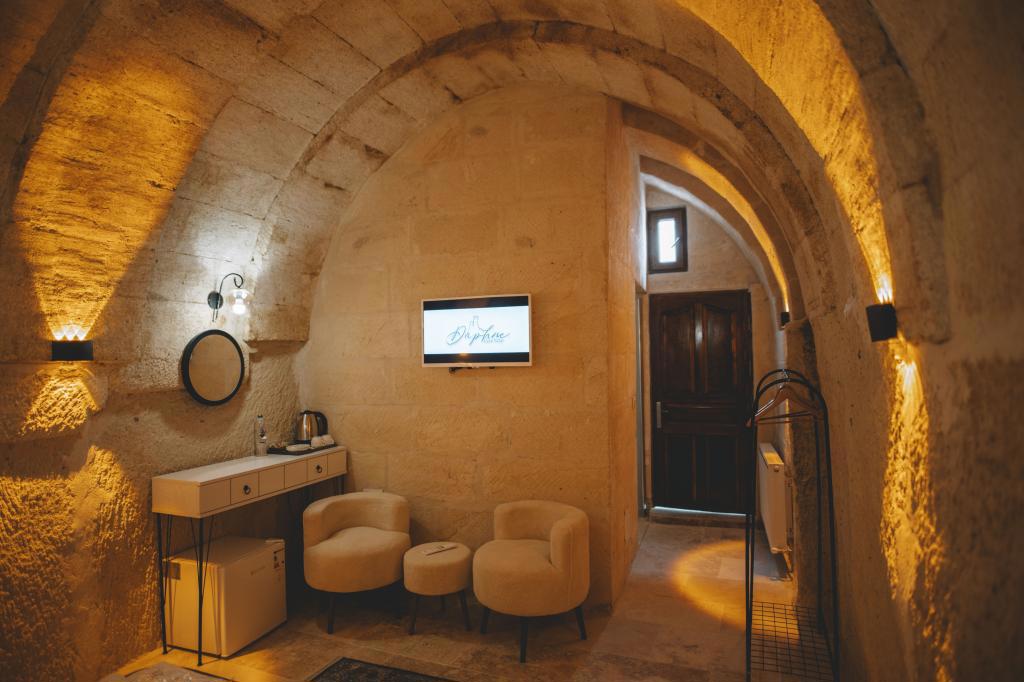 Daphne Cave Hotel