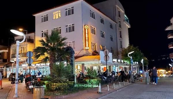 Seventy Four Hotel