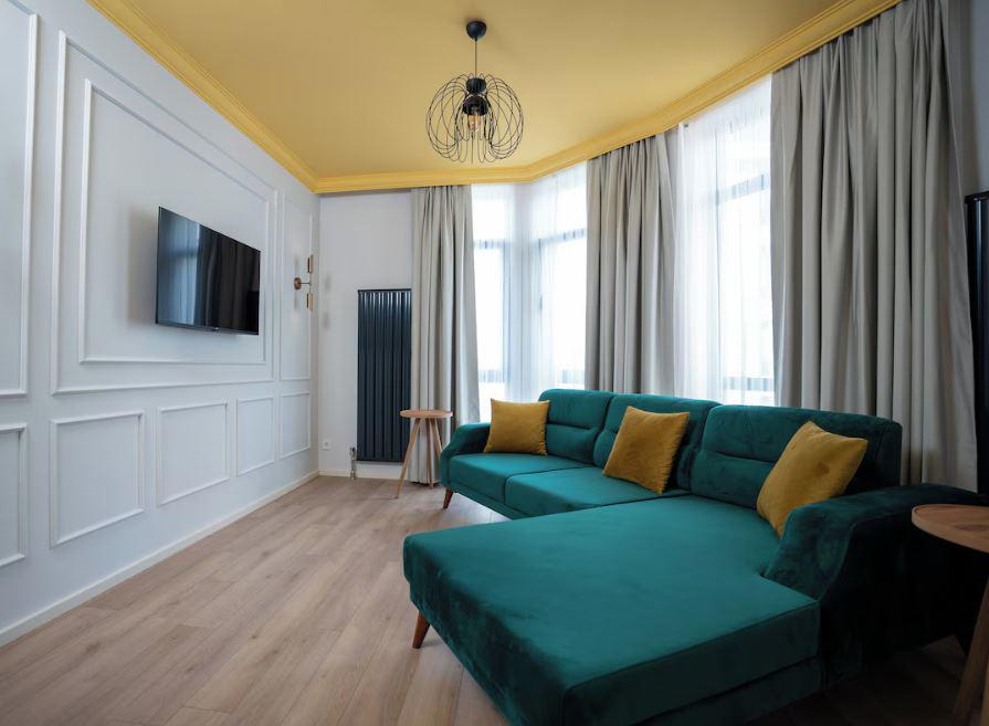Bird Nest Suites