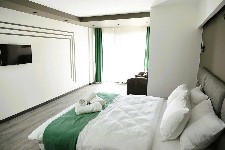Aybek Ratio Hotel