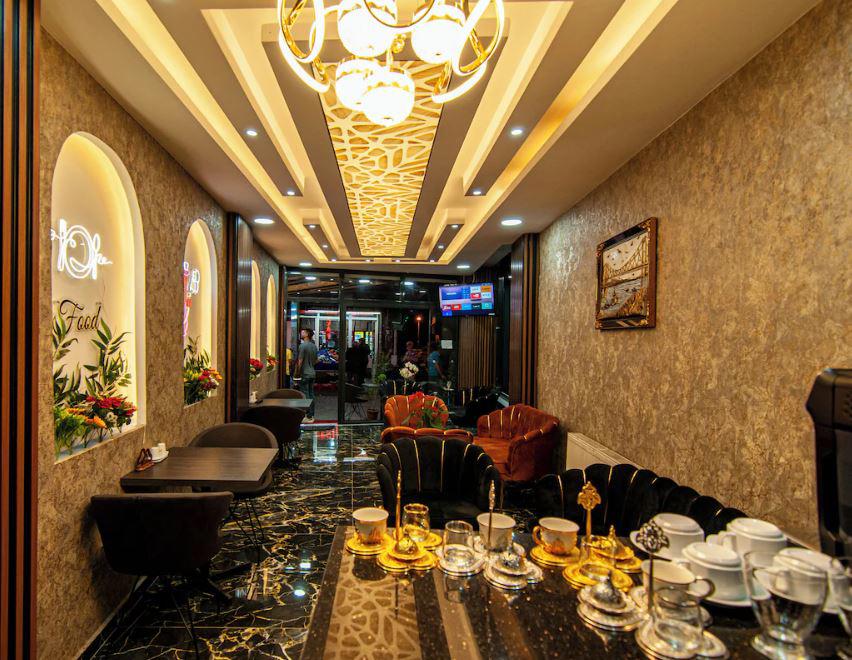 Historia Hotel