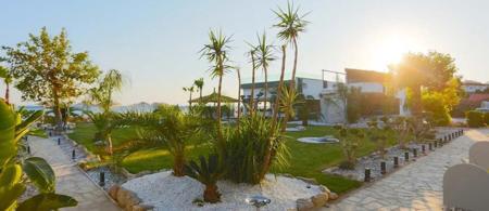 Glenn Hotel & Beach