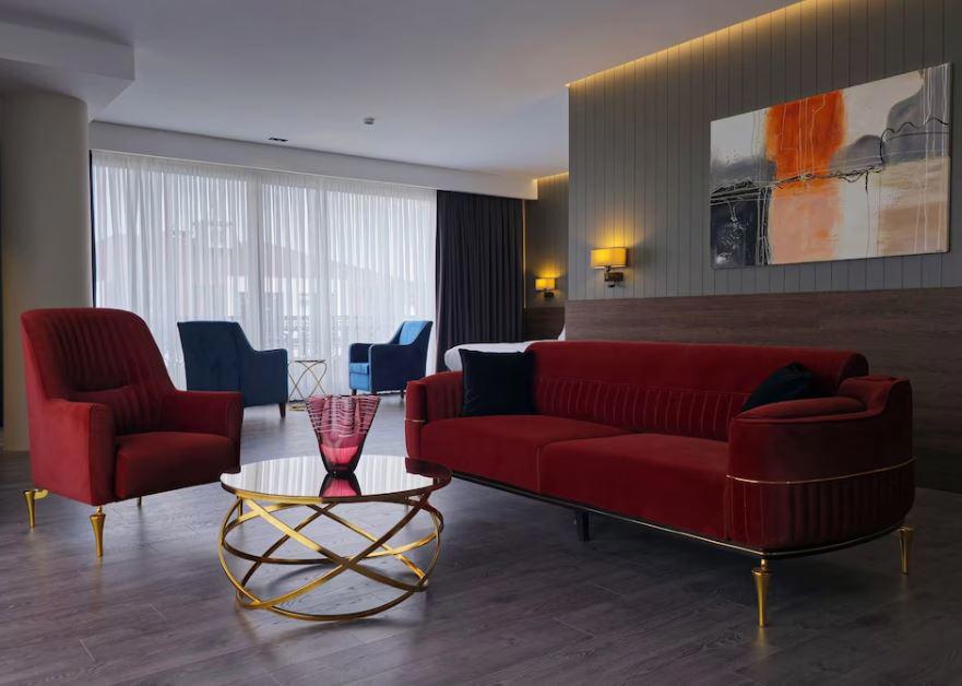 Ezkar Bathonea Art Istanbul Hotel