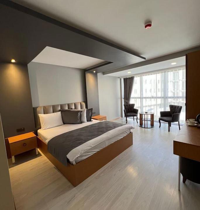 Ci Plus Hotel