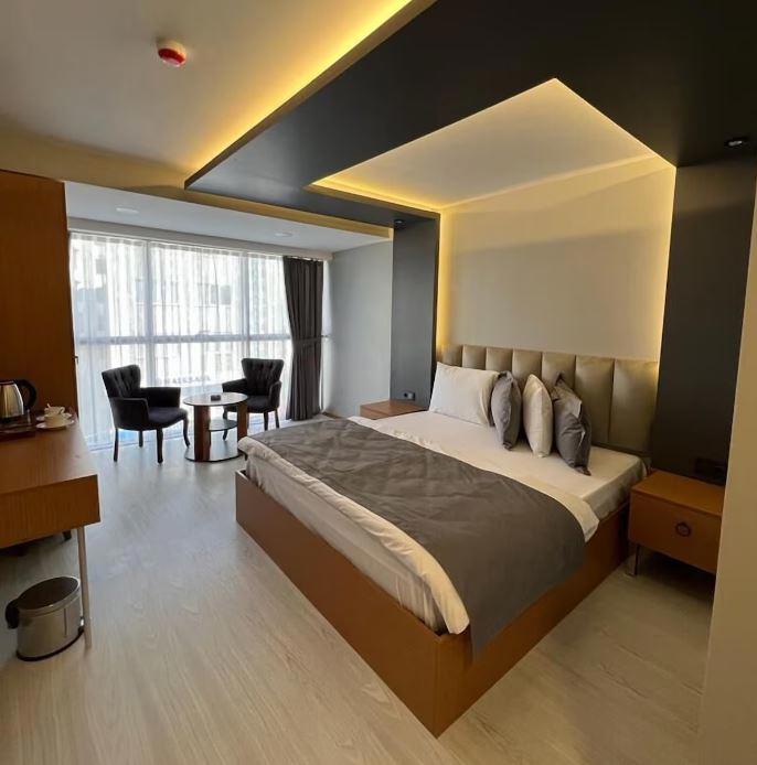 Ci Plus Hotel