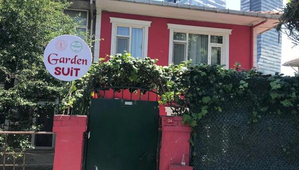 Garden Suite Hotel