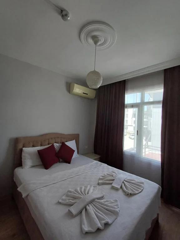 Renos Otel Cafe Sığacık