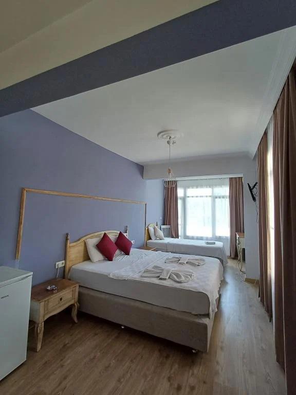 Renos Otel Cafe Sığacık