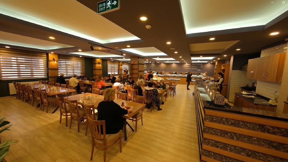 Sapran Deluxe Hotels
