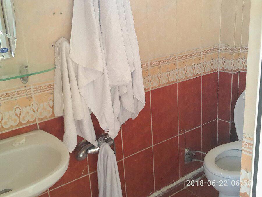 Has Hostel