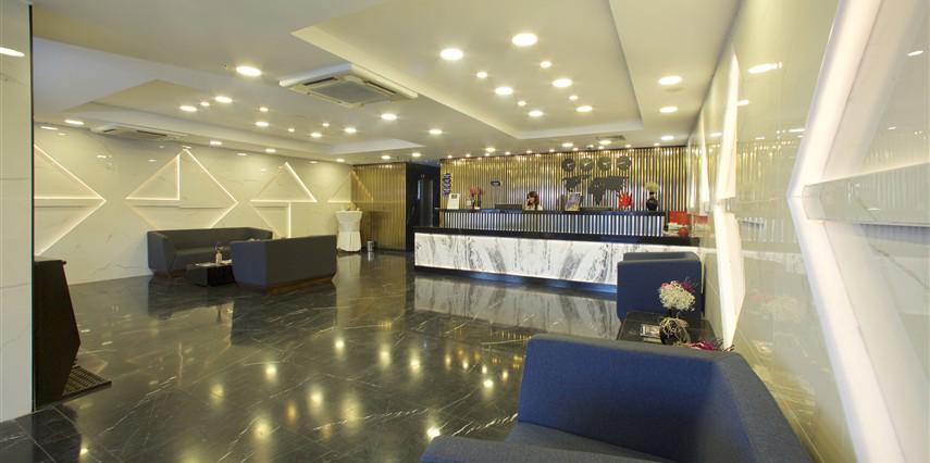 The Hera Platinum Hotel