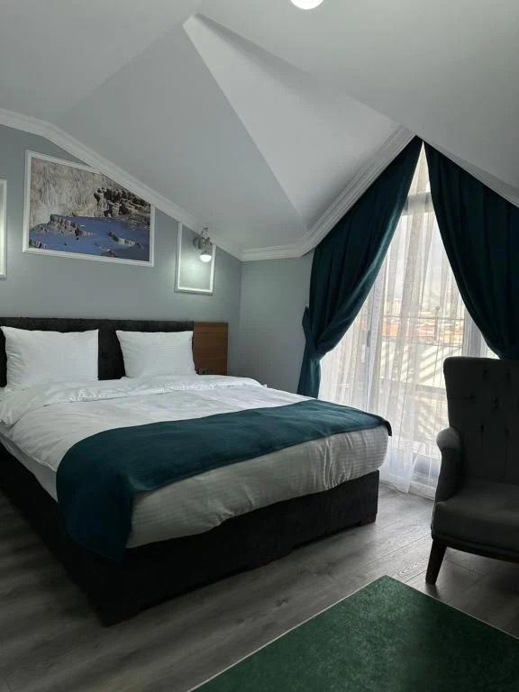 Asgard Hotel
