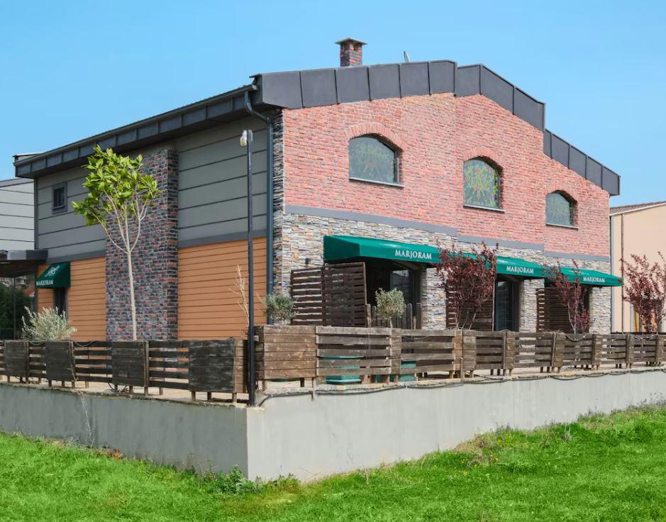 Marjoram Otel