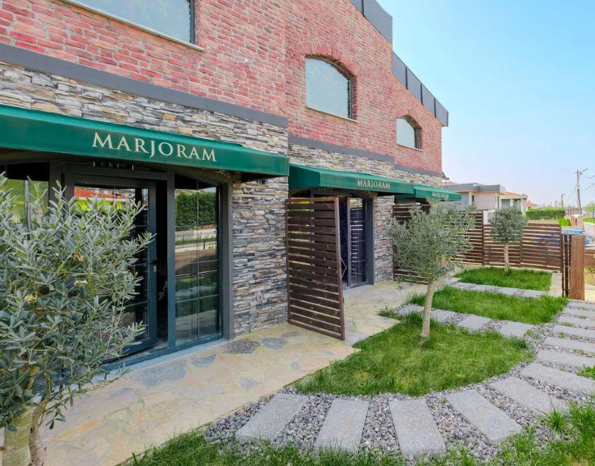 Marjoram Otel