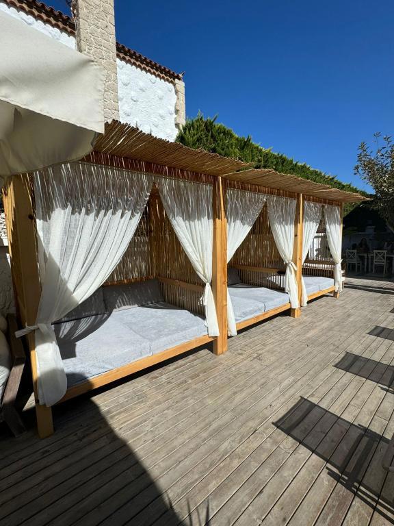 Nuriye Alaçatı Butik Otel