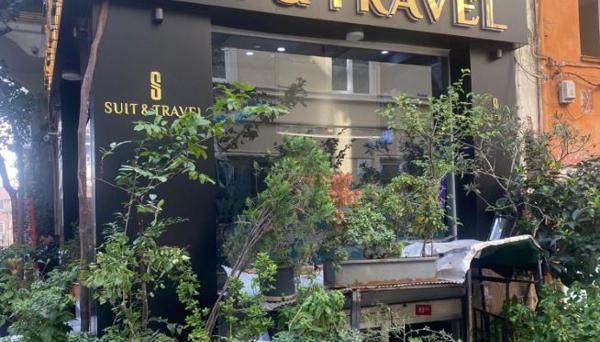 Suit Travel
