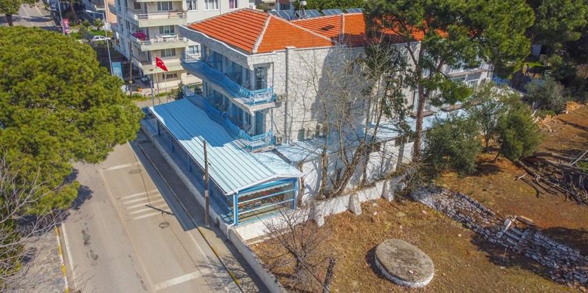Ayvalik Mavi Çam Otel