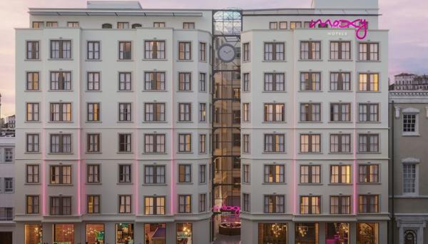 Moxy Istanbul Taksim