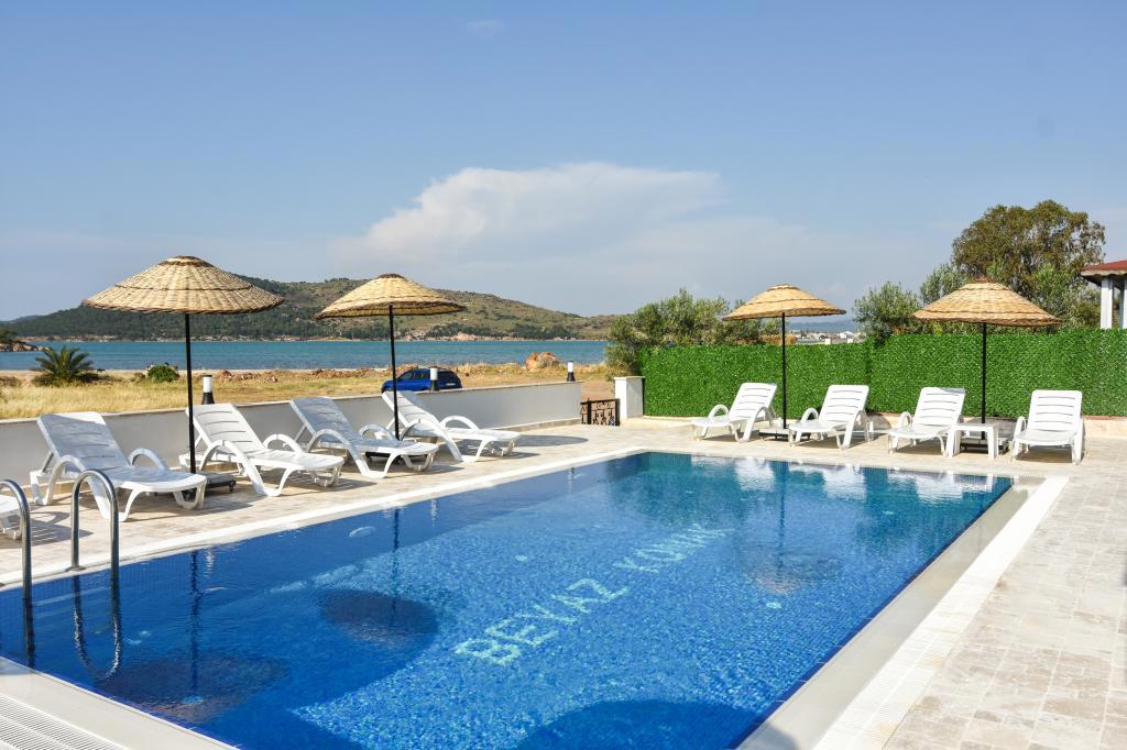 Beyaz Konak Otel Ayvalık
