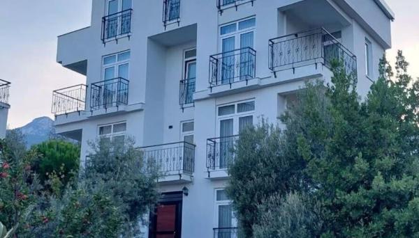 Seron Hotel
