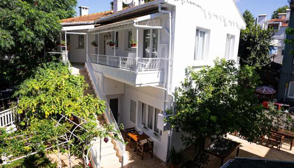 Büyükada Ece Suit