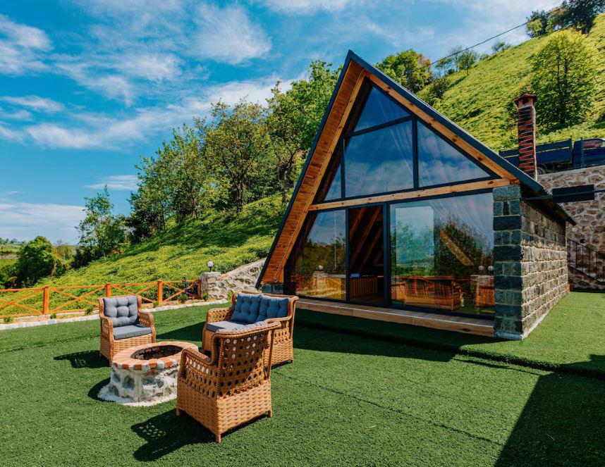 Zaba Suit Bungalov