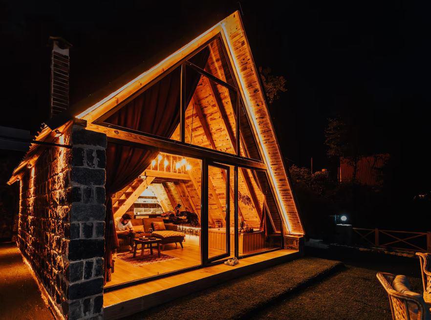 Zaba Suit Bungalov