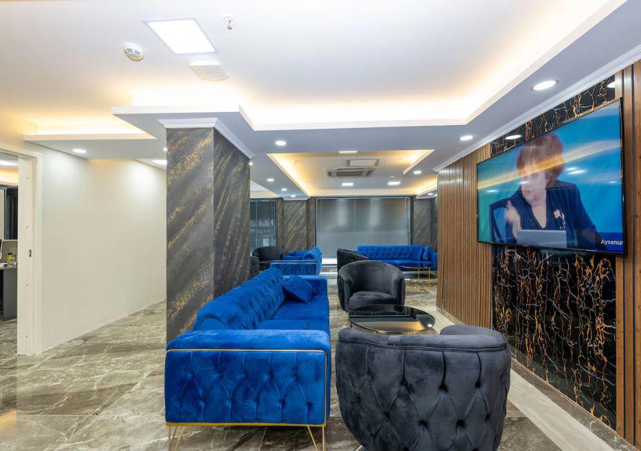 Skystar Deluxe Hotel