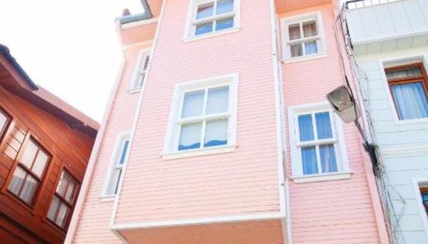 Rose Mansion By Otantik Suites