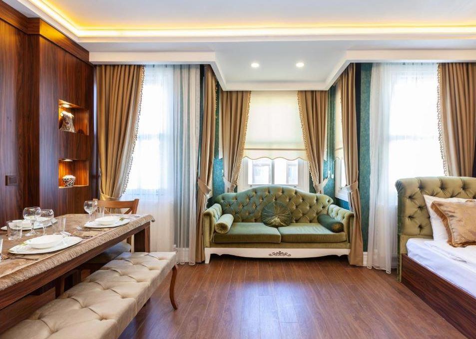 Rose Mansion By Otantik Suites