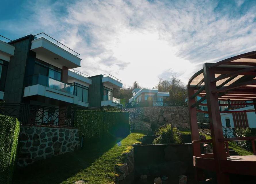 9 Inci Villaları