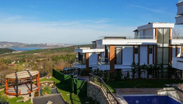 9 Inci Villaları