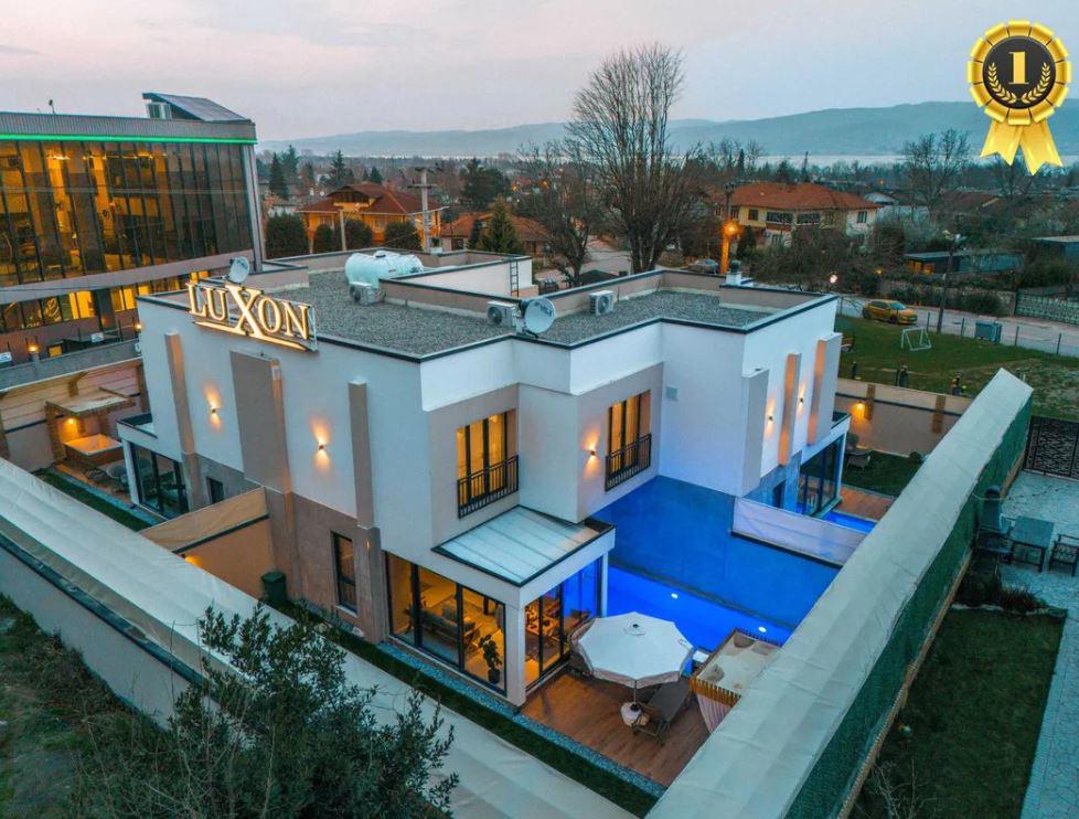 Luxon Sapanca Family Villas