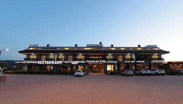 Calcalar Hotel