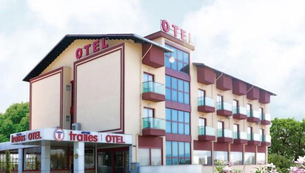 Tralles Otel