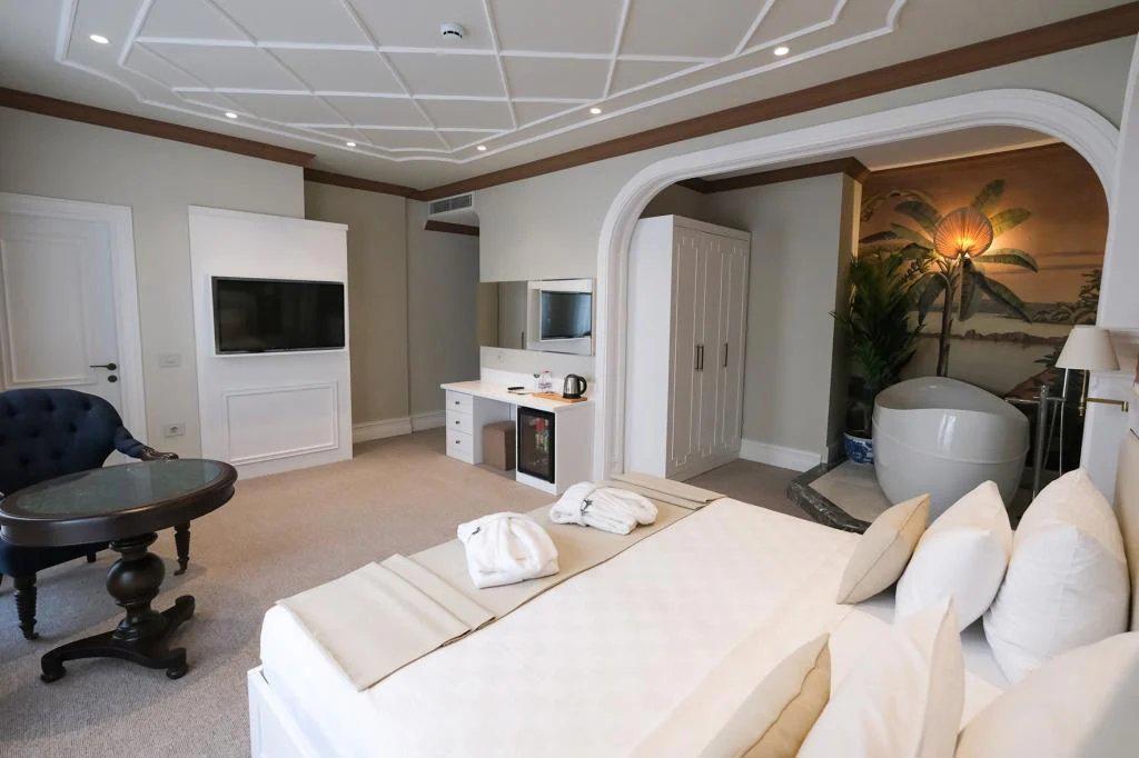 Dbd Hotel Bayraklı