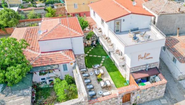 Parla Otel Küçükköy