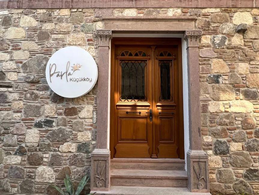 Parla Otel Küçükköy