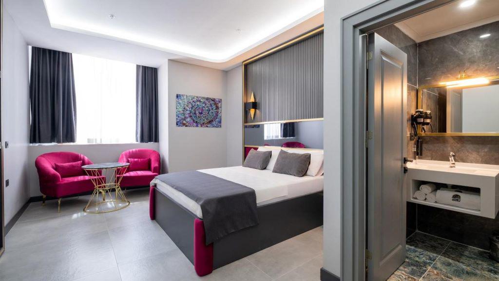 216 Prestige Hotel